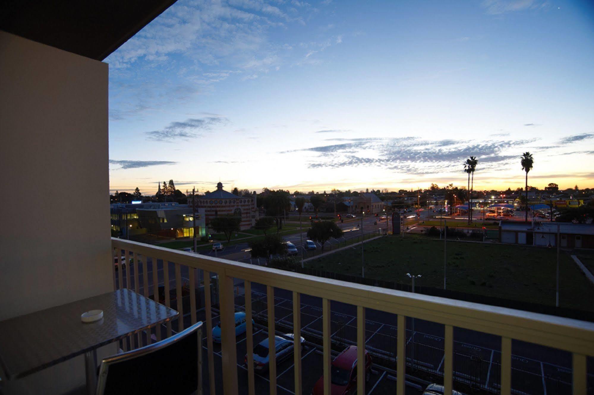 Quest Mildura Aparthotel Exterior photo